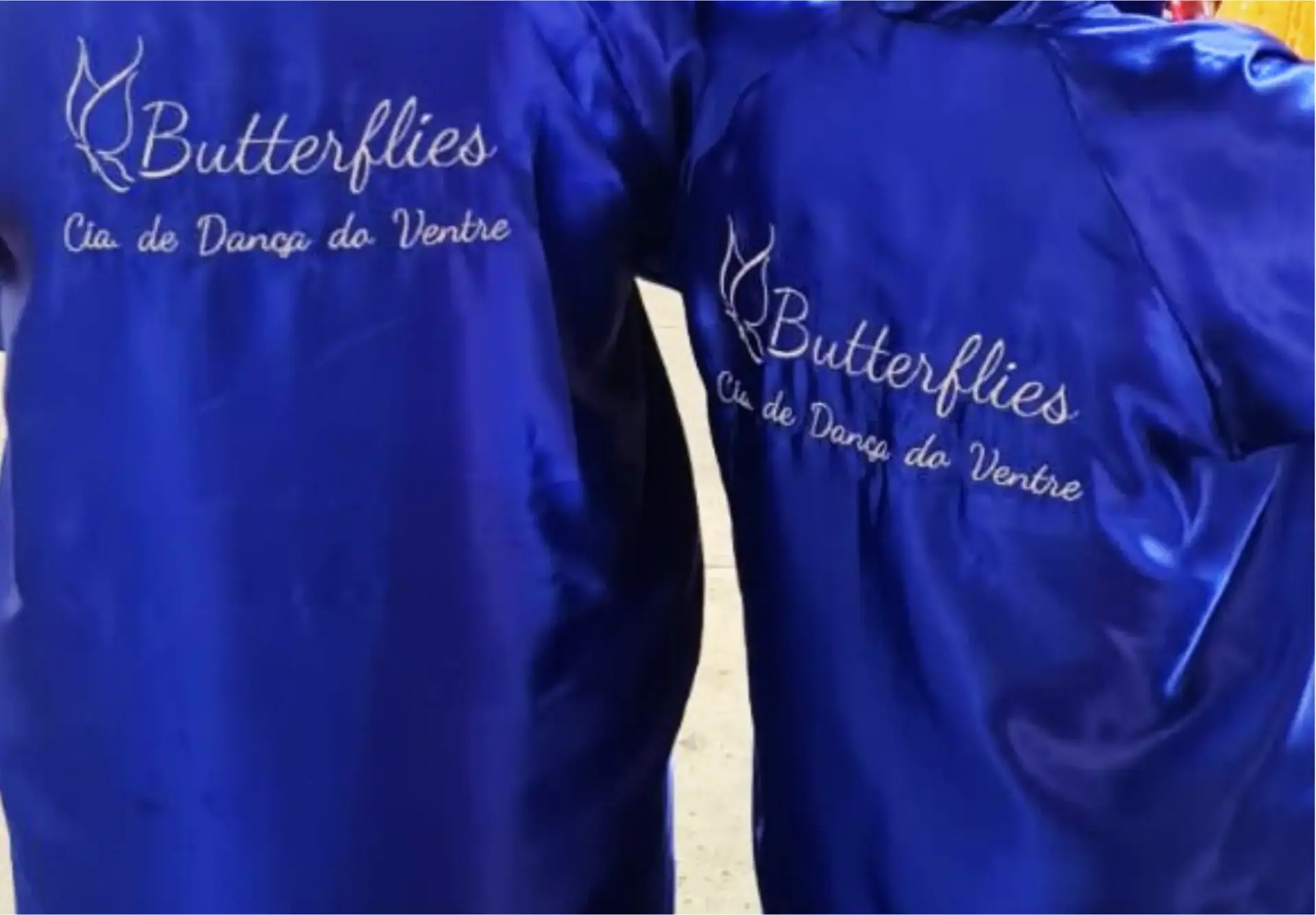 Bordado Personalizado de Robes de Seda, Cetim e Tecidos Finos